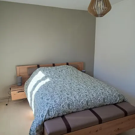 A L'Ombre Du Lilas II - Avec Spa Privatif En Supplement Apartman