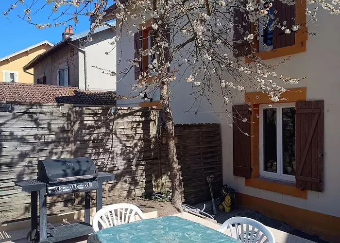 A L'ombre Du Lilas Ii - Terrasse - Possibilite Privatif Et Piscine 아파트 에피날